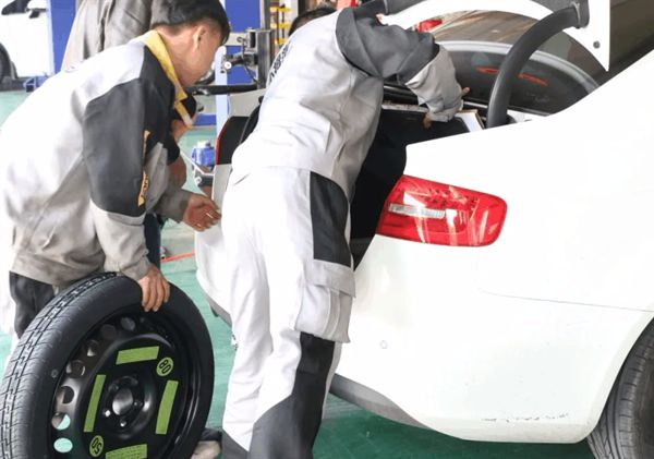 杏彩体育汽车配件汽车零配件销售网站胎轮汽配批发平台聚焦优势货源颠覆传统模式
