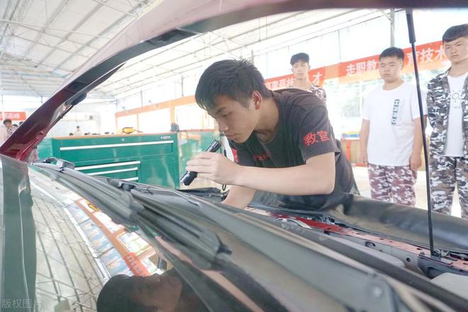 杏彩体育易车网官网入口汽车配件汽车配件的概念A股:市场强烈看好的“汽车零部件”概